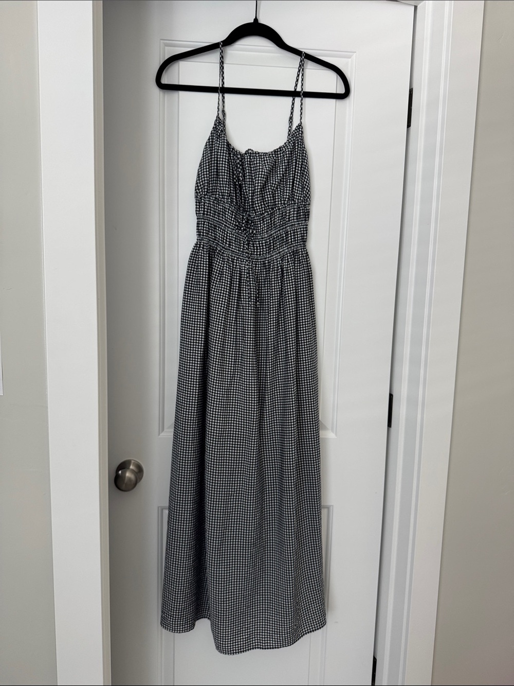 Women’s Black and White Abercrombie and Fitch Maxi Dress
